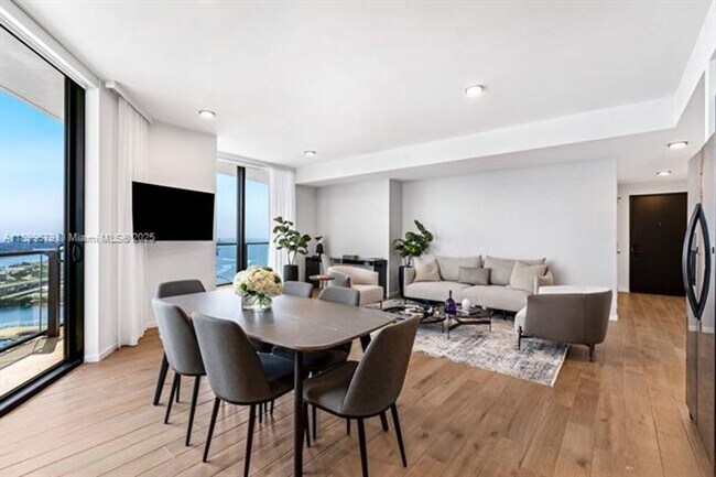 Foto del edificio - 398 NE 5th St