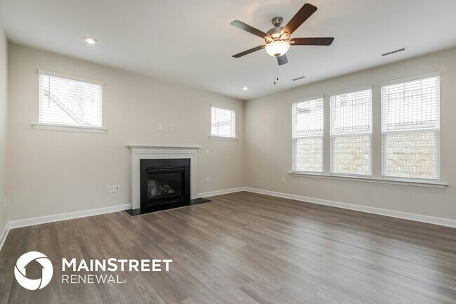 Building Photo - 62 Maximus Cir