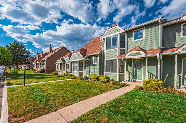 Building Photo - 808 London Green Way