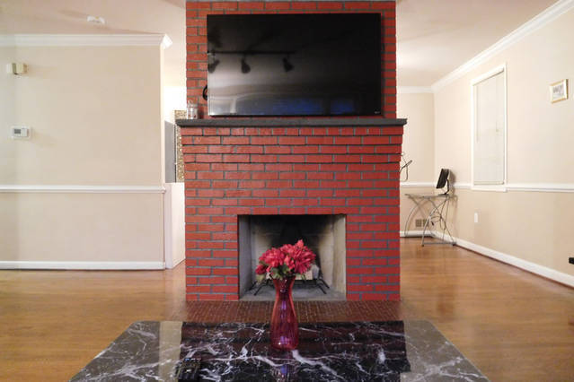 Building Photo - 309 Brockton Rd