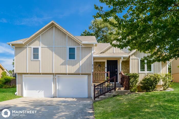 Primary Photo - 410 NW 72nd Ter, Kansas City, MO 64118