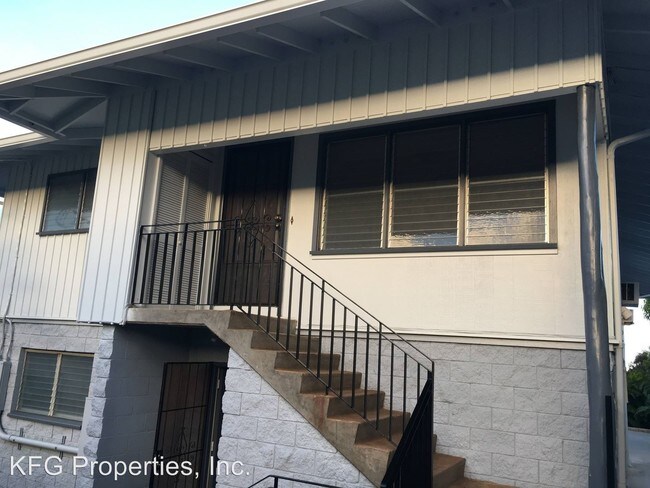 Building Photo - 717 18th Ave