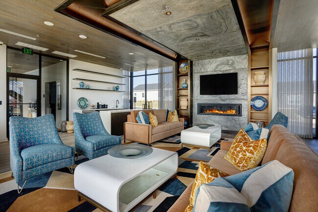 Building Photo - Monrovia Hill