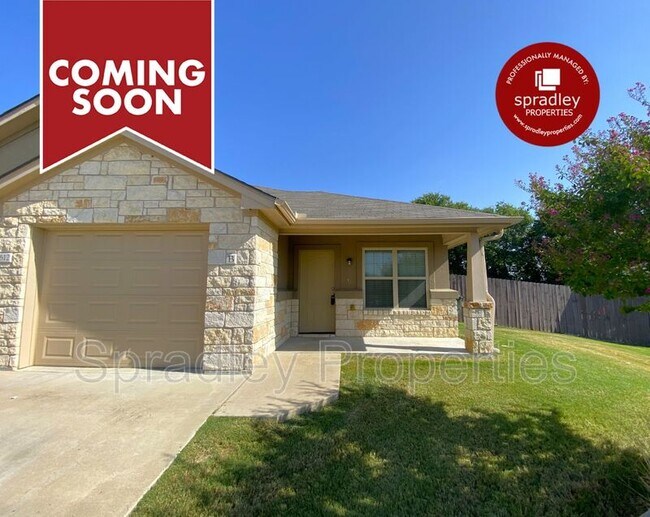 Building Photo - 4612 Teesh Dr