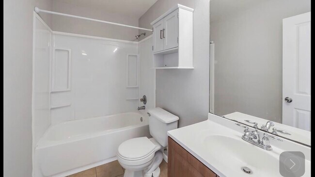 Foto del edificio - 7714 S Renwick Dr