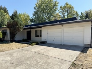 Building Photo - 3490 Kevington Ave