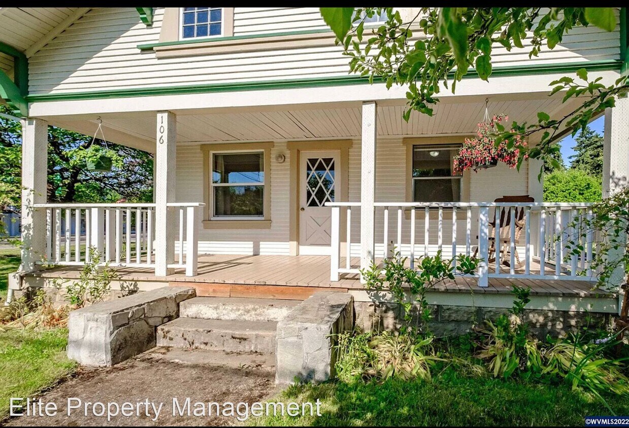 2 br, 1.5 bath House 106 N 10th House Rental in Philomath, OR