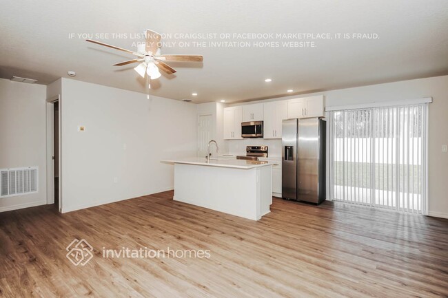 Building Photo - 3 Rockwell Ln