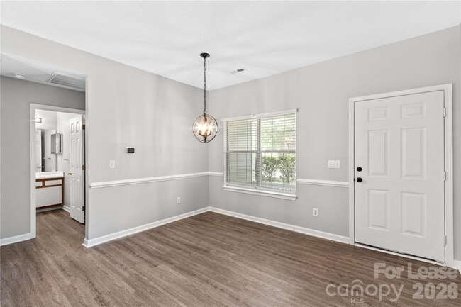 Building Photo - 123 Meadow Lilly Ct