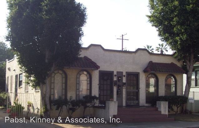 Primary Photo - 1 br, 1 bath Apartment - 4030 E. 10TH STREET