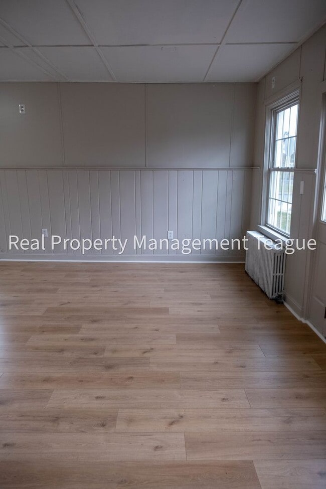 Foto del edificio - 1 S Main St