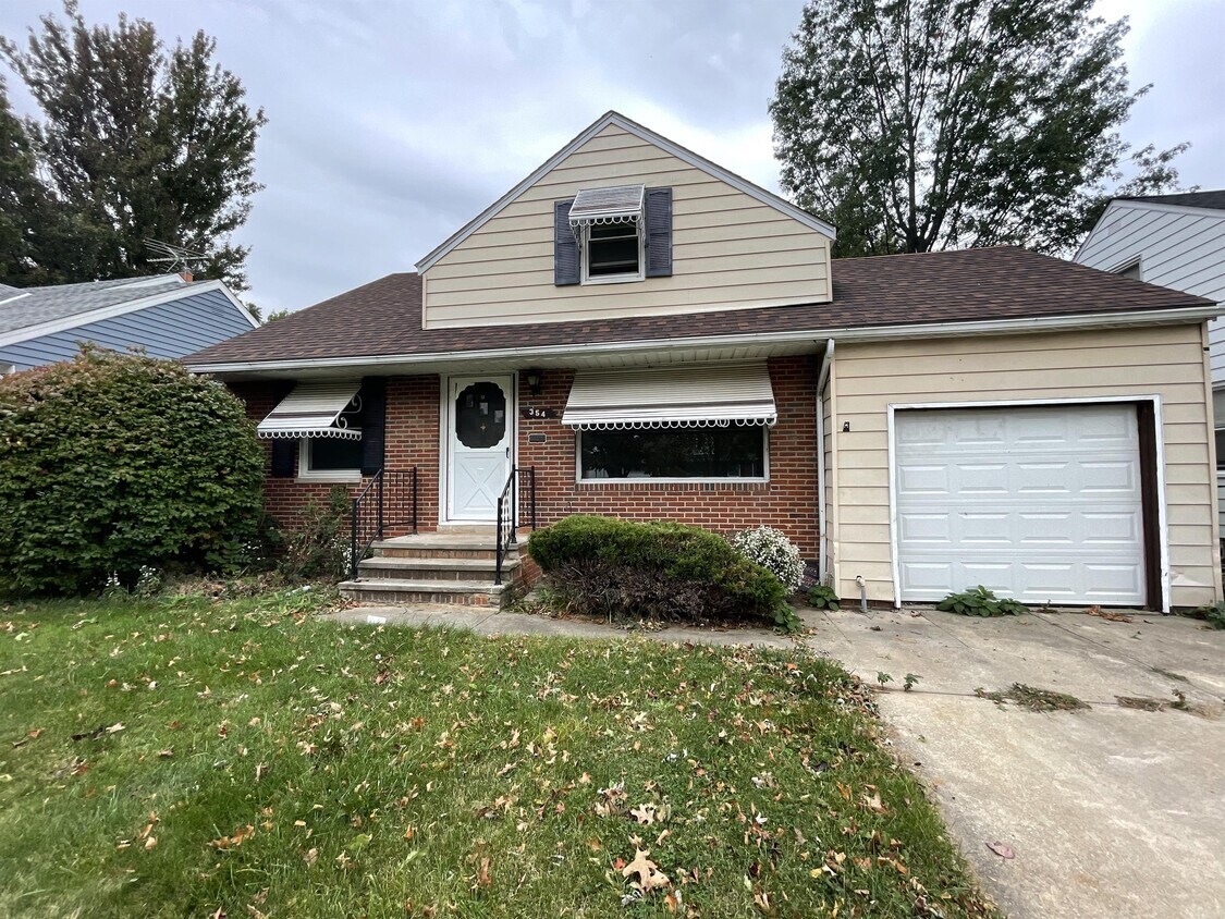 Primary Photo - 354 Halle Dr