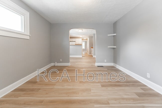 Building Photo - 1423 N Olney St