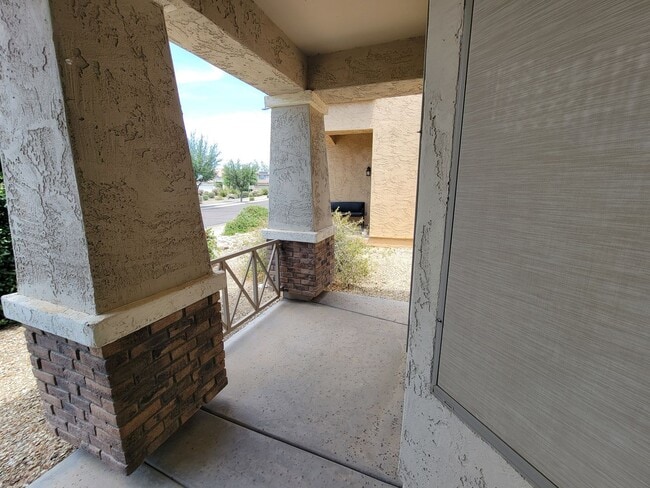 Building Photo - 14881 N 175th Dr.