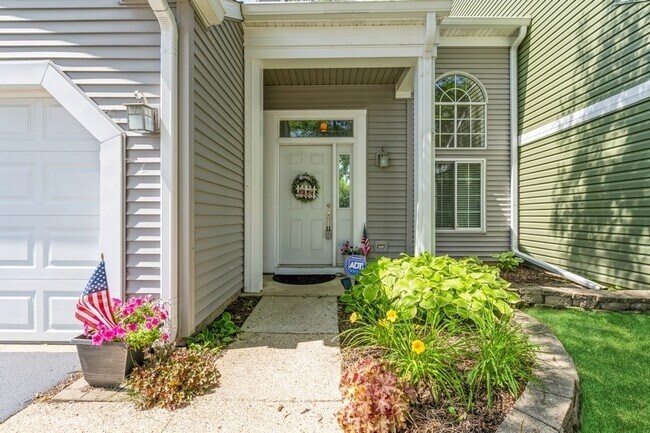 Foto del edificio - 9 Larkspur Ct