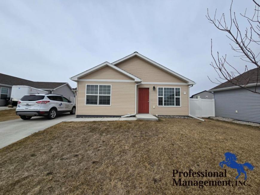 Primary Photo - 3 bedroom in Billings MT 59105