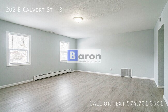 Foto del edificio - 202 E Calvert St