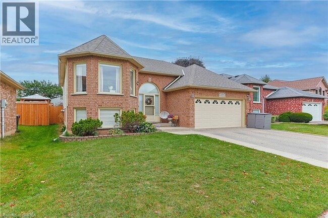 Building Photo - 19 Courtland Dr