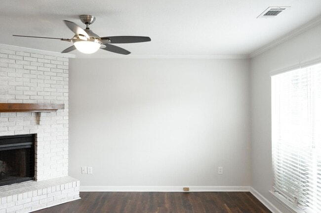 Building Photo - 2111 Turtle Ct