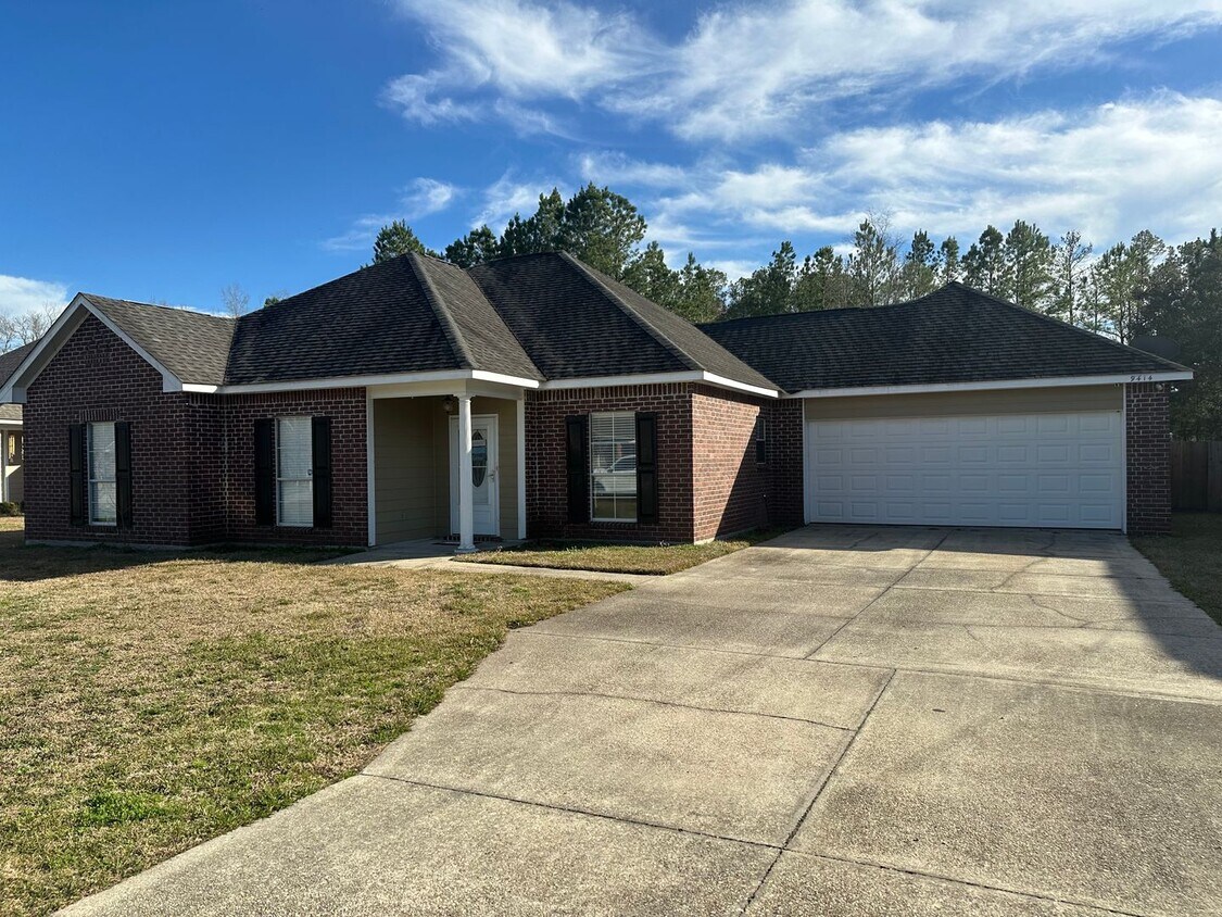 9414 Hidden Trail Dr, Denham Springs, LA 70726 House Rental in Denham