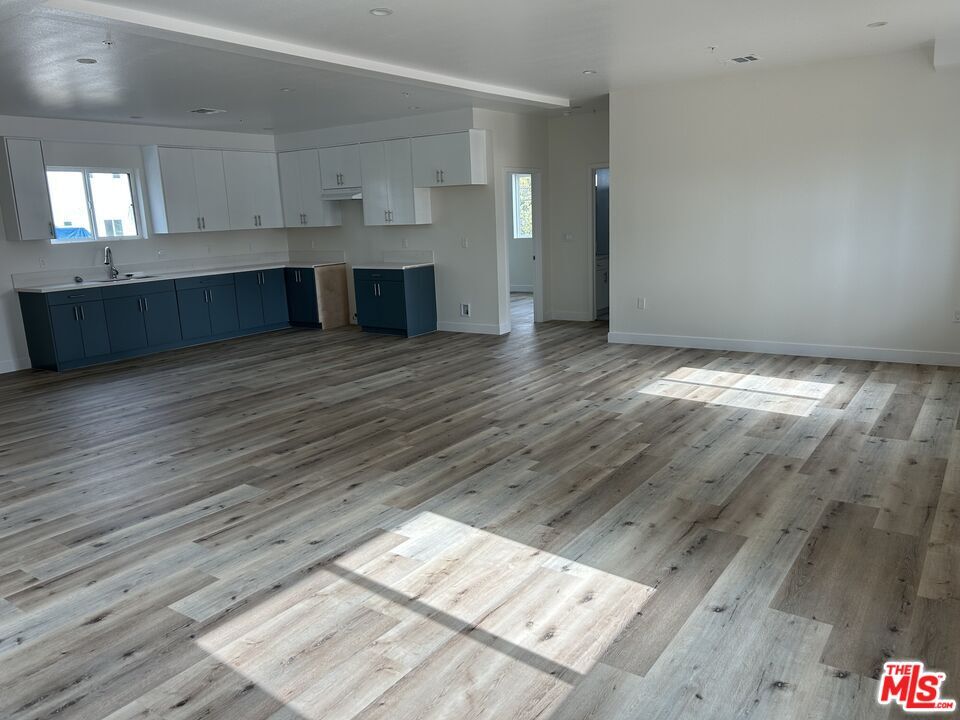 Foto del edificio - 5207 W 21st St