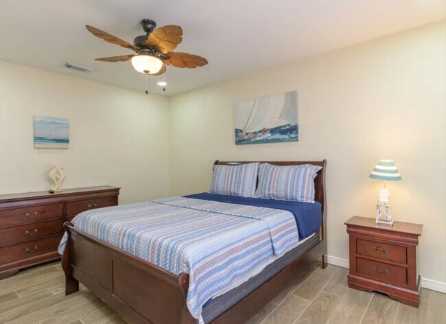 Foto del edificio - 102 W Corral St