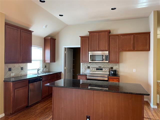 Building Photo - 1217 Inglewood Dr
