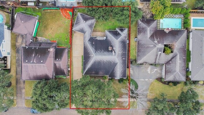 Foto del edificio - 8006 Oakington Dr