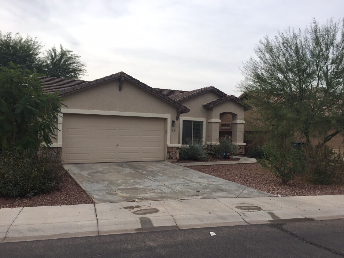 Primary Photo - 5745 W T Ryan Ln