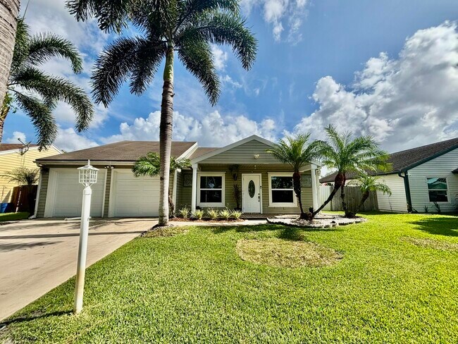Foto del edificio - 7927 Bishopwood Rd