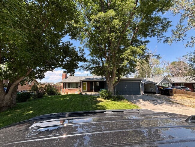 Building Photo - Beautiful 3-Bedroom Home in Arvada – Spaci...