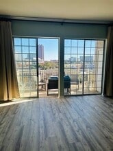 Building Photo - 3225 Turtle Creek Blvd