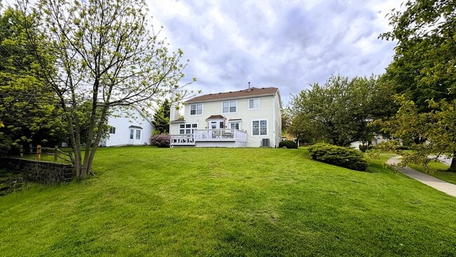 Building Photo - 1101 Andover Dr