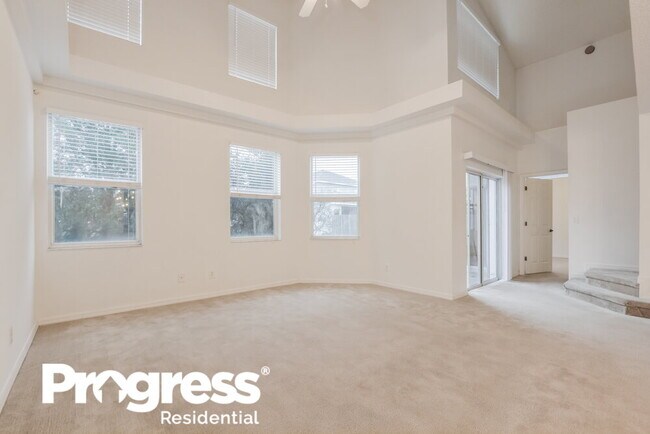 Foto del edificio - 2601 River Ridge Dr