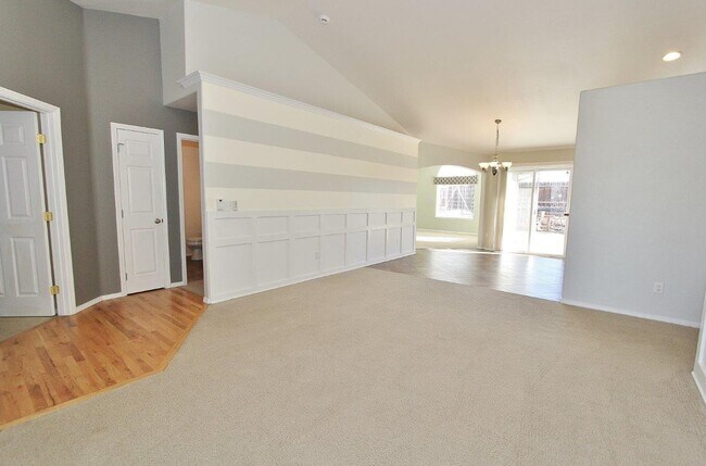 Foto del edificio - Immaculate Single-Level Home