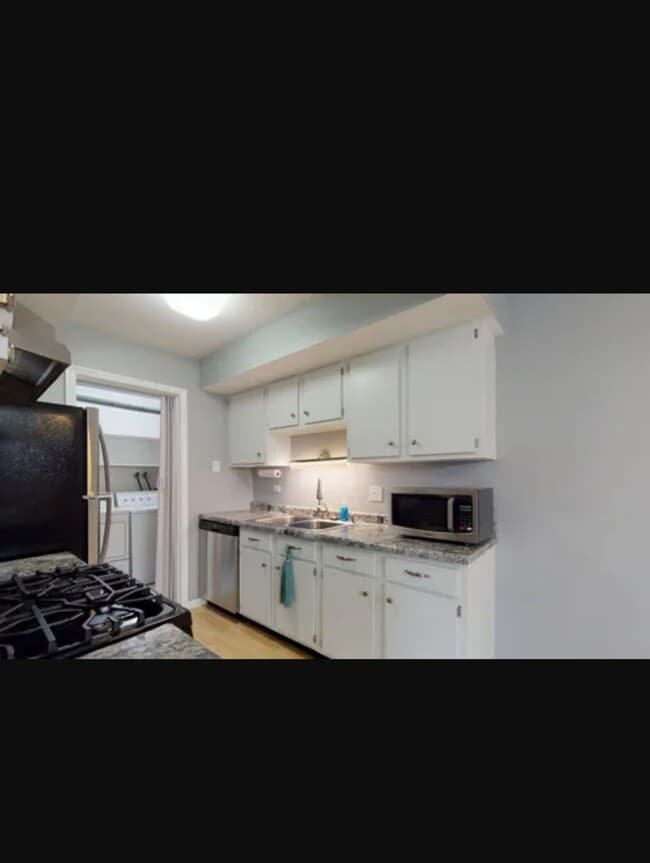 Photo - 316 Indiana Ct Apartment