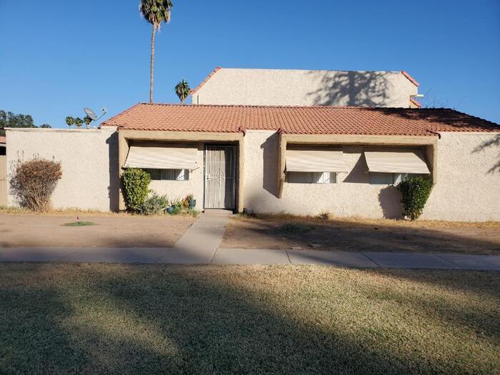 Nice Glendale Townhouse