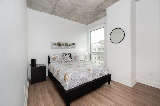 Photo du bâtiment - 1475 Rue St-Hubert