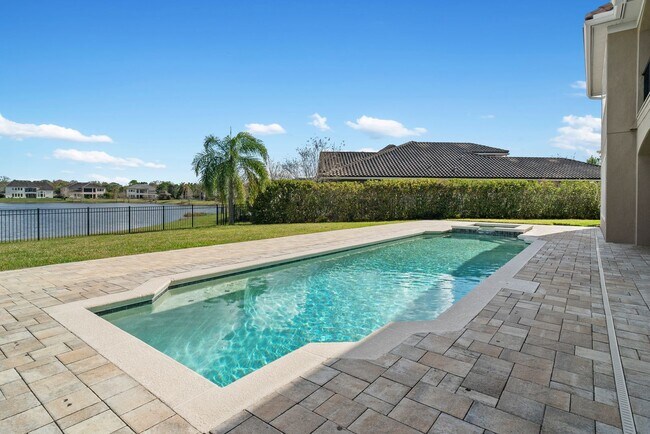 Foto del edificio - 7560 Blue Quail Ln