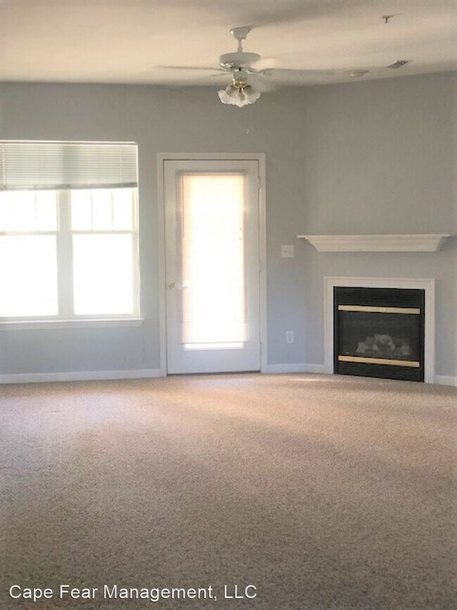 Building Photo - 2 br, 2 bath House - 4525 Sagedale Drive U...