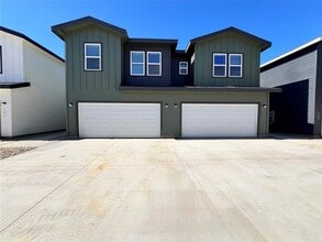 Building Photo - 3501 E Renfro St