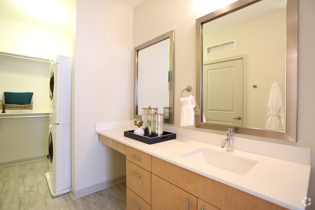 1HAB, 1BA - Gallup - LoHi Gold