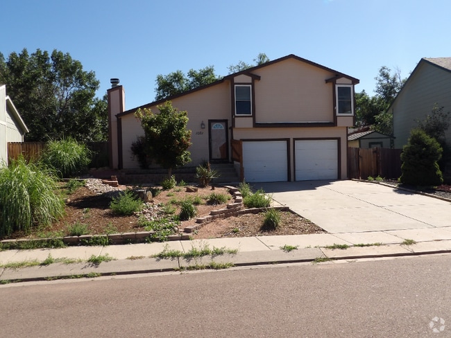 Building Photo - 1031 Rancher Dr