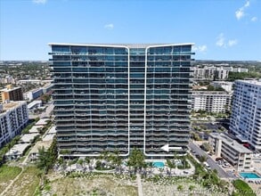 Building Photo - 900 N Ocean Blvd