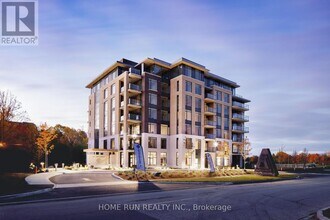 Building Photo - 2 The Pkwy