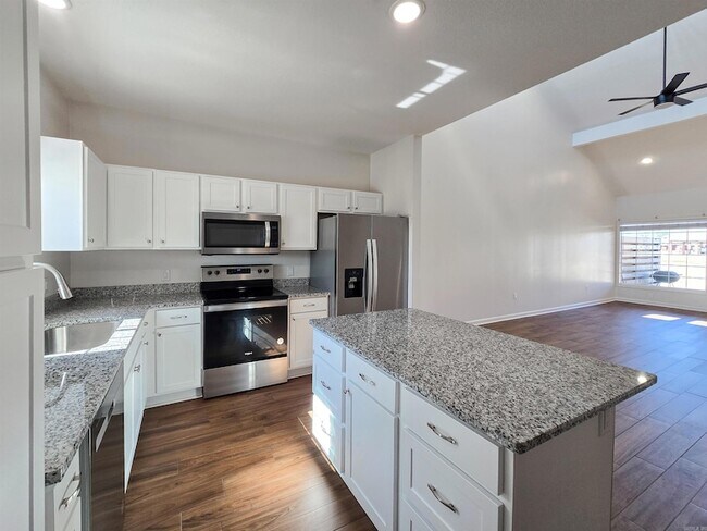 Building Photo - 4804 Antosh Cir