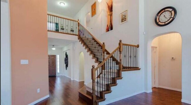 Foto del edificio - 8373 Brightside Ln