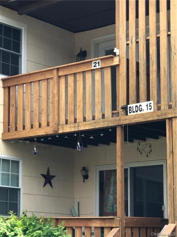 Building Photo - 15 Weathervane Dr