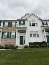 Building Photo - 623 Lincoln Station Dr