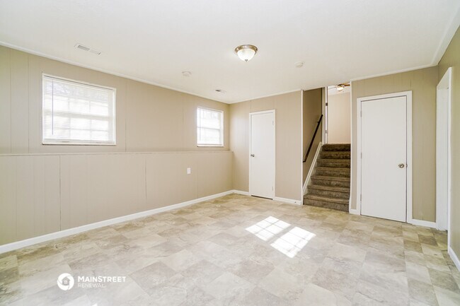 Building Photo - 4984 Cherry Creek Pkwy S